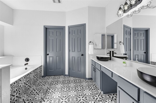 Photo - 6818 Catarina Cir