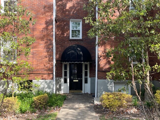 rear entrance - 1420 Eastern Pkwy Unit 4