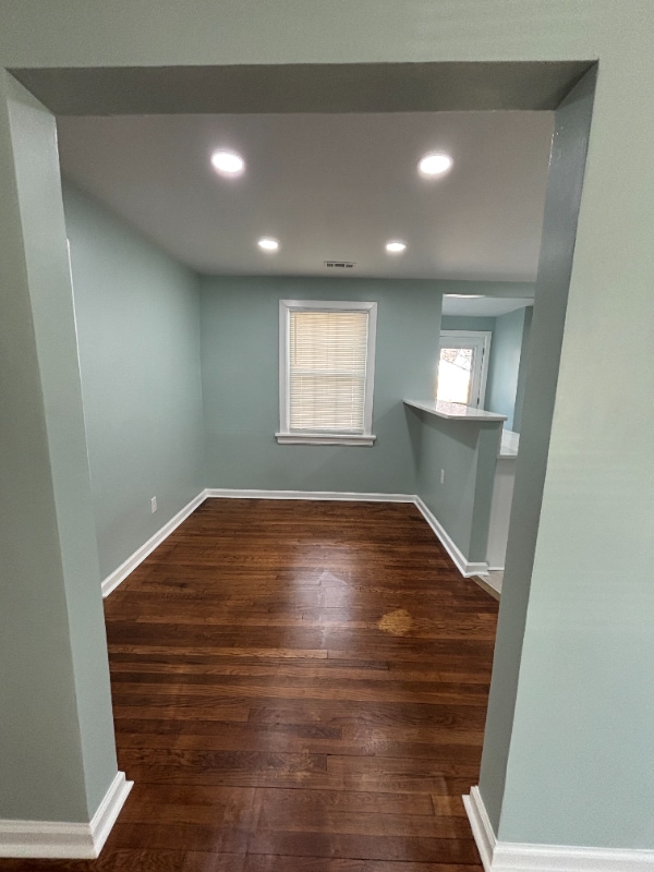 Photo - 160 Swanson Rd