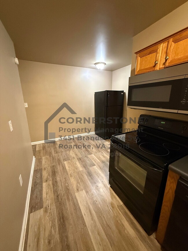 Photo - 602 Day Ave SW Unit Apartment 6
