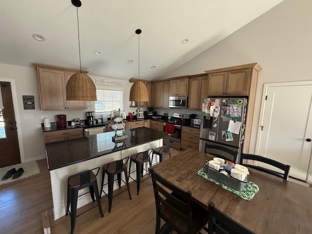 Photo - 104 E Madison Dr