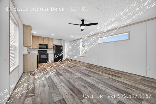 Photo - 89 Black Locust Dr