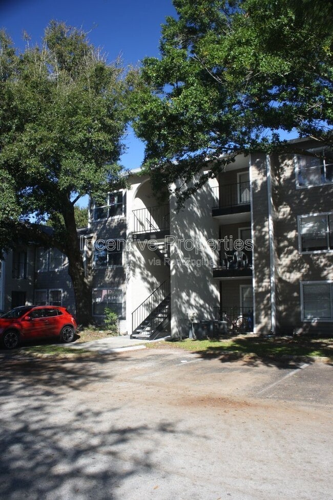 Building Photo - 4744 Walden Cir Unit 913