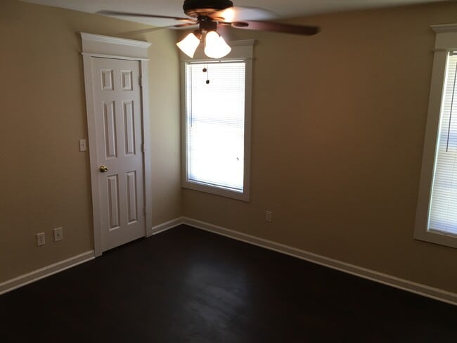 Photo - 3613 Clemens Rd