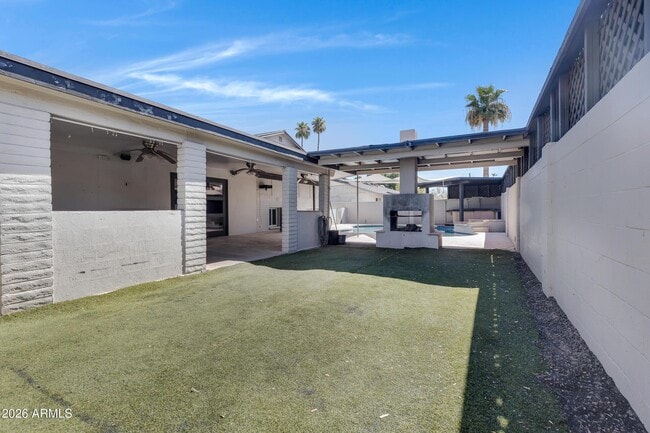 Photo - 1627 E Fremont Dr