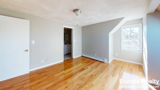 Photo - 27 Kelley Ct