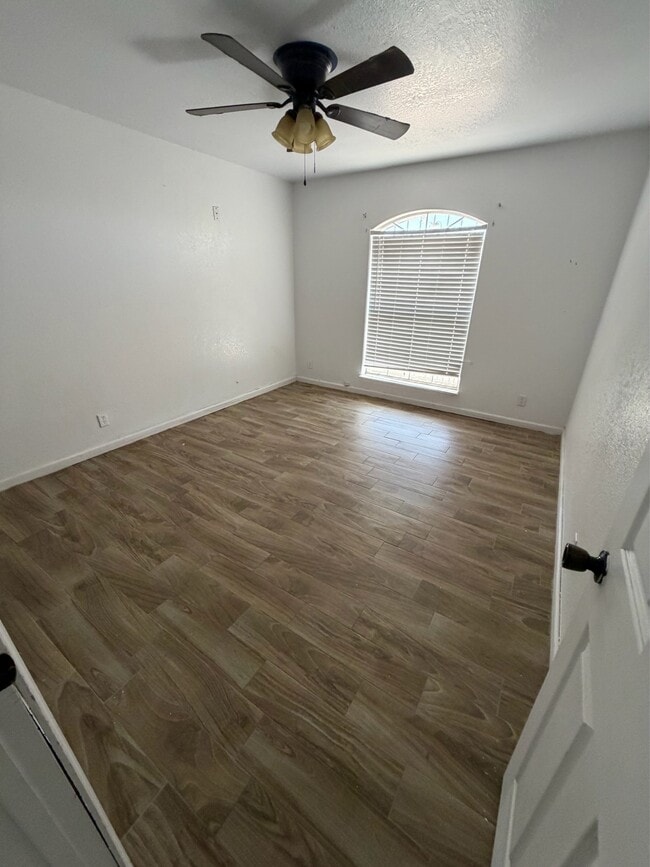 12741 Bunyan Way