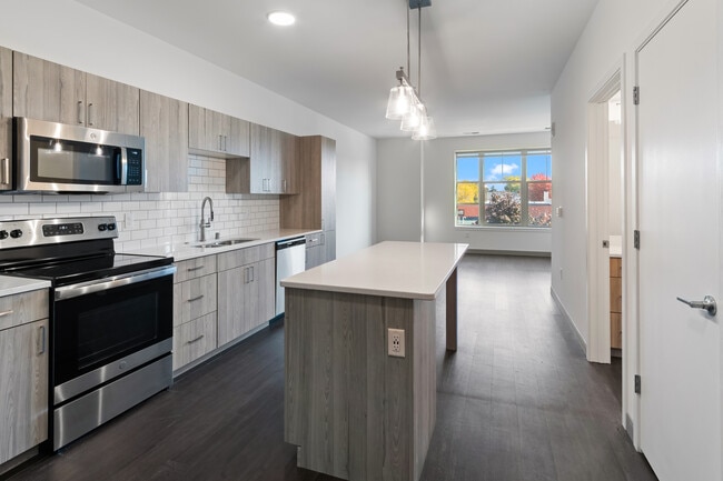 Photo - 2420 E Capitol Dr Unit 302