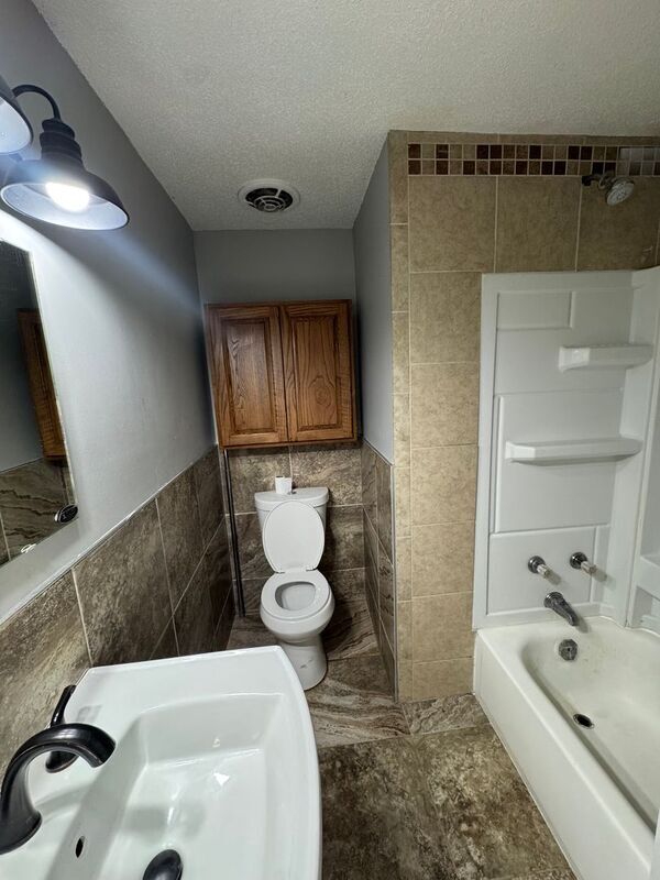 Photo - 2112 N Marion Ave