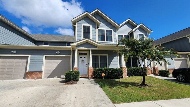 Building Photo - 200 Seasons Cir Unit 303