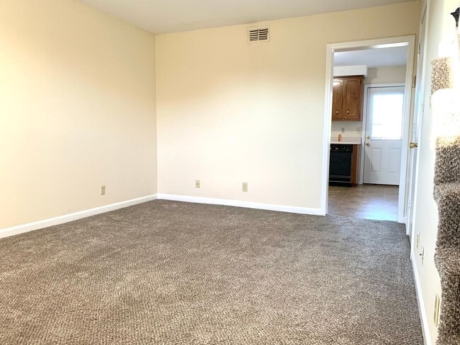 Photo - 359 Peabody Dr Unit 359 Peabody Dr. 1