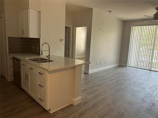 Photo - 2627 Maitland Crossing Way Unit 203