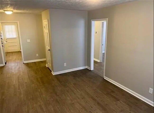 Photo - 848 Wilson Cir SW