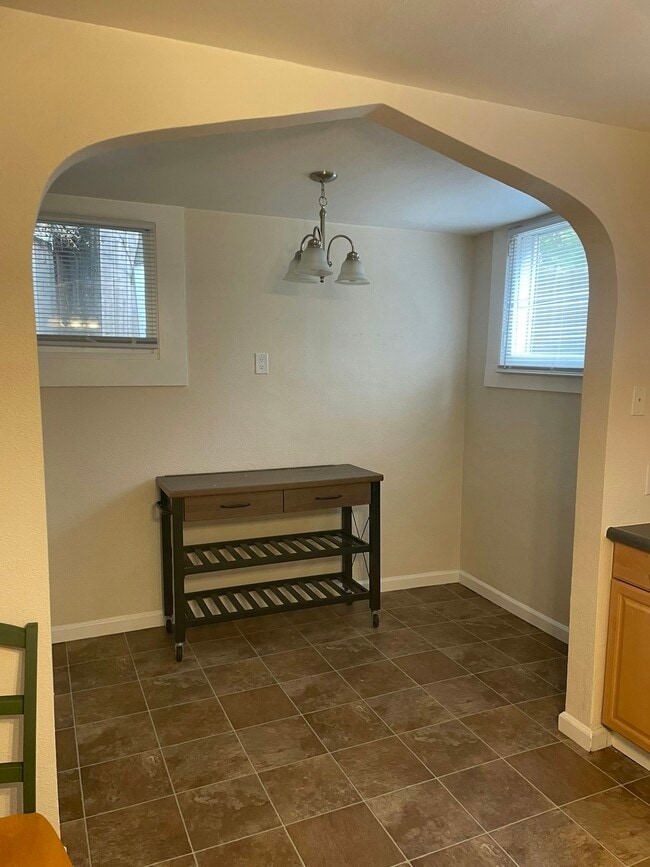 Photo - 254 E 4th Ave