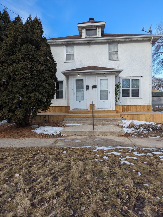 Photo - 205 16th St S Townhome