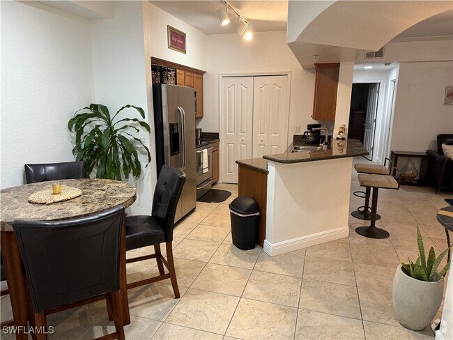 Building Photo - 12980 Positano Cir Unit 107 Rental
