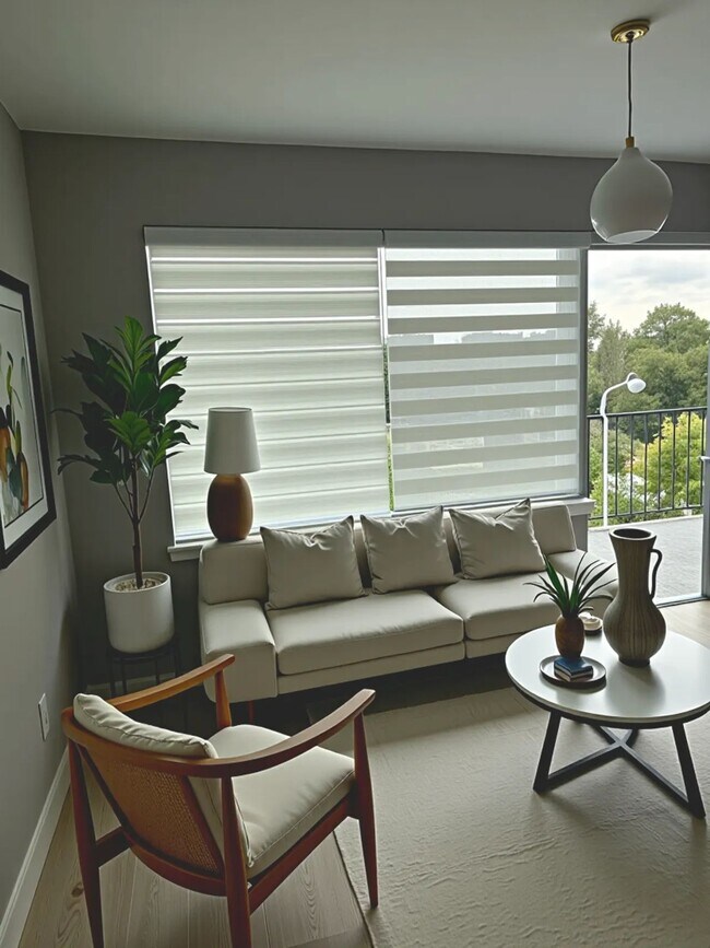 Photo - Discover Sky at Murphy: Comfort, Security, and Style for You Unidad 34