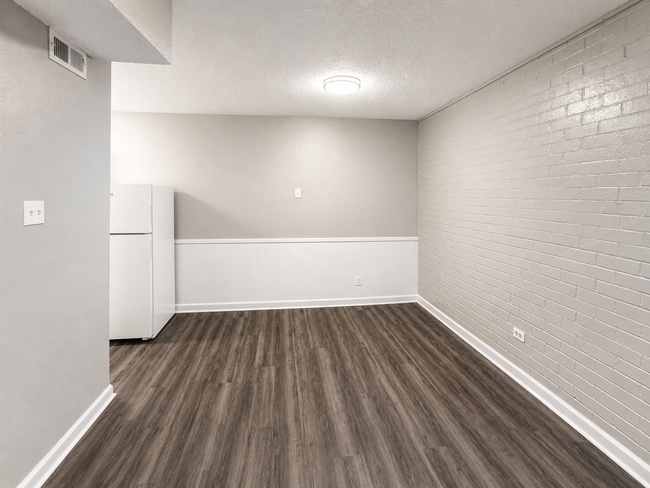 Photo - Spanish Cove Apartments