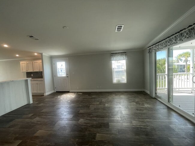 Photo - 988 E Trinidad Ave