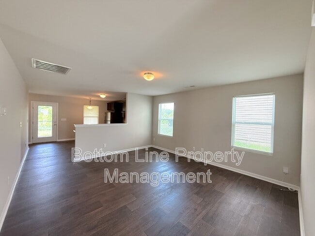 Photo - 636 Newfound Hollow Dr