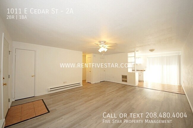 Photo - 1011 E Cedar St Unidad 2A