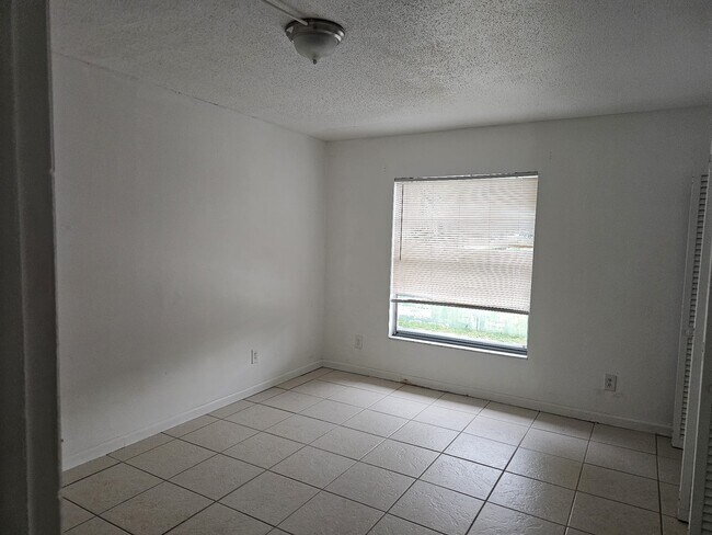 Photo - 2800 E 113th Ave