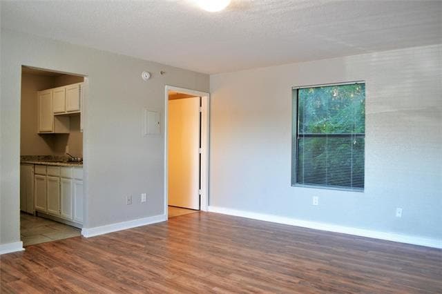 Building Photo - 701 W Sycamore St Unit 306 Rental