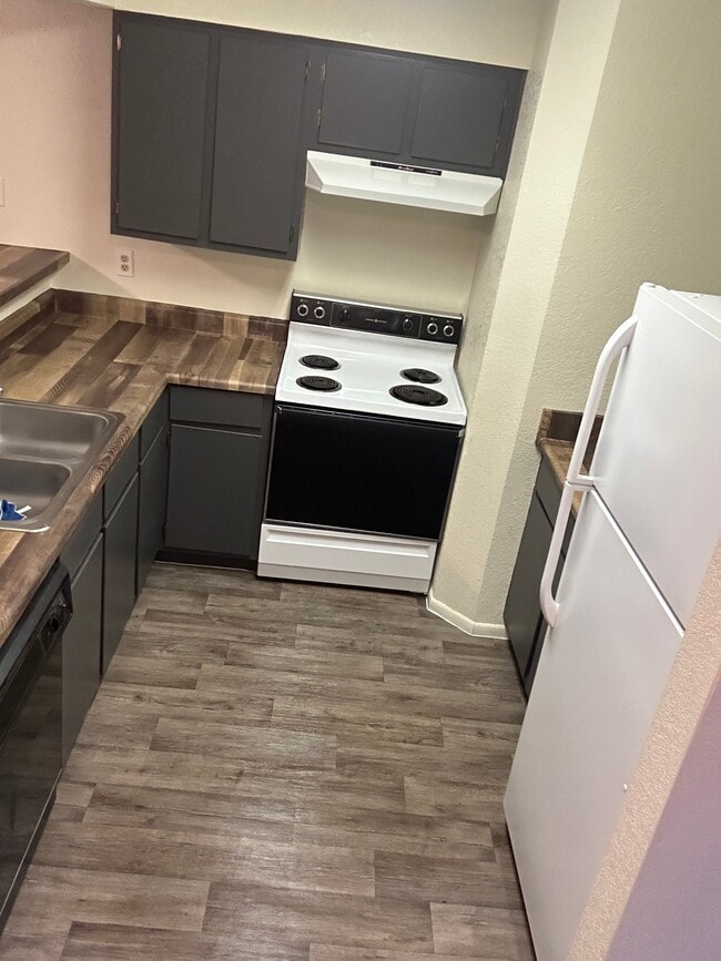 2044 Mesquite Ln Unidad M203