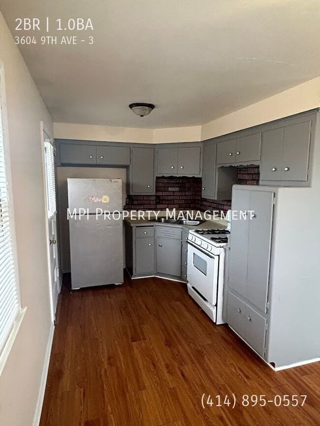 Building Photo - 3604 9th Ave Unit 3