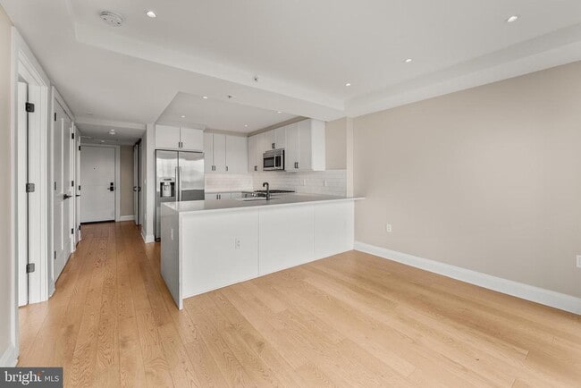 Photo - 925 N Fairfax St Unit 507