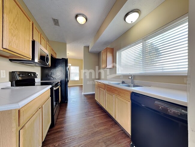 Photo - 1115 Sunset Dr