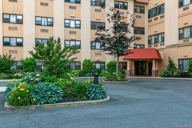 Photo - 185 W Park Ave Unit 101