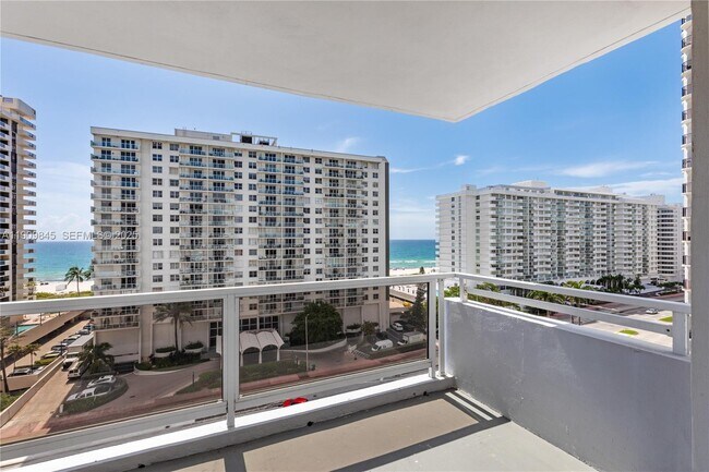 Photo - 5700 Collins Ave Unit 10D