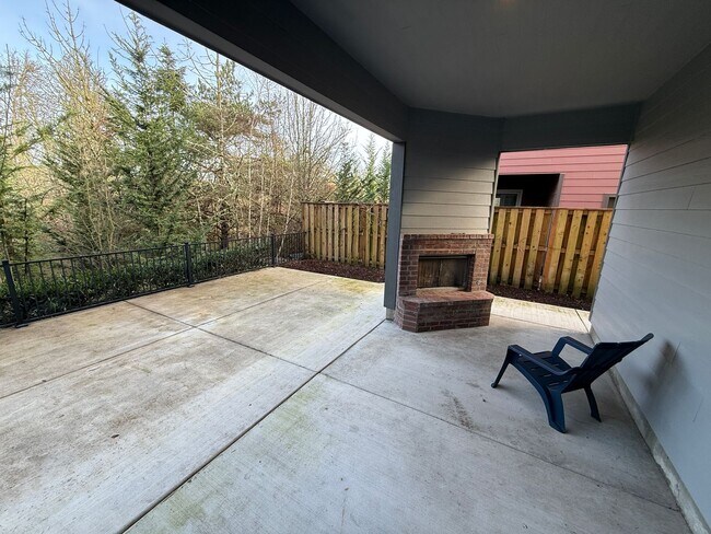 Photo - Nice 4bed/2.5 Bath Home, Gas Range