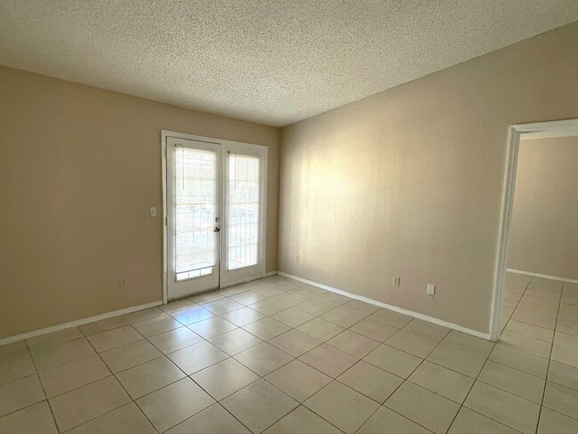 Photo - 2550 N Alafaya Trail Unit 2550 N. Alafaya Trl 4302