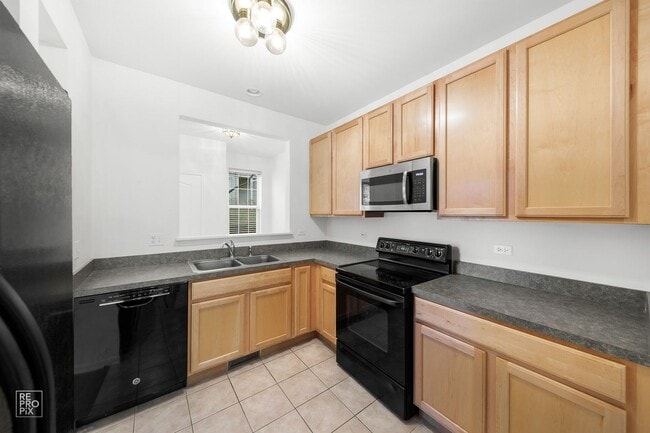 Photo - Beautiful 2 Bedroom Home located in the Falling Waters subdivision in Lindenhurst!