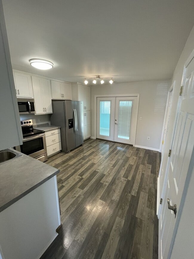 Photo - Townhouse in Newport
