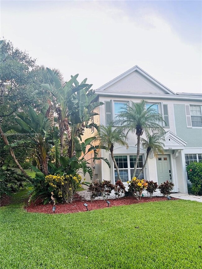 Building Photo - 7821 Sanibel Dr Rental