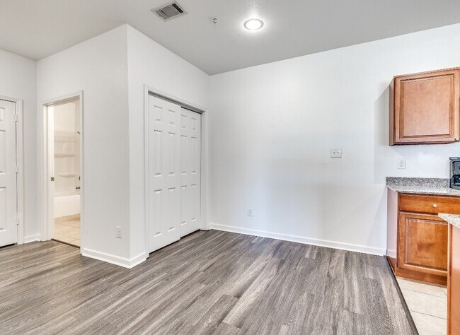 Forrest Hills Apartments
