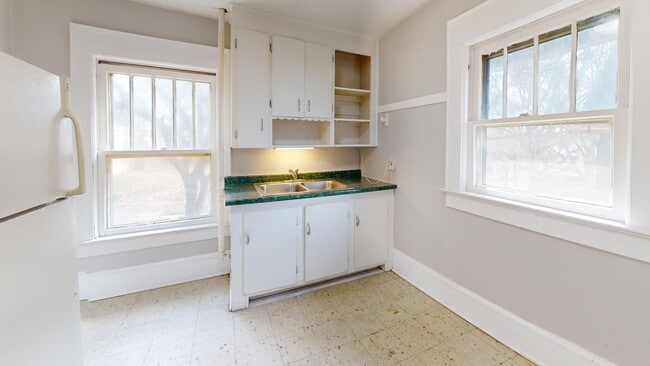 Photo - 2196 6th St SW Unit 2196 6th St SW - Up