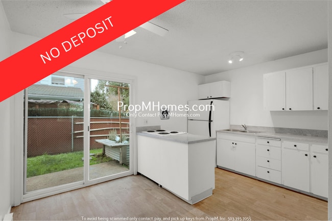 Building Photo - Updated Two Bedroom Unit 718 9th Street