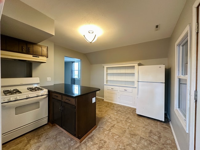 Photo - 2315 E End Ave Unit 2