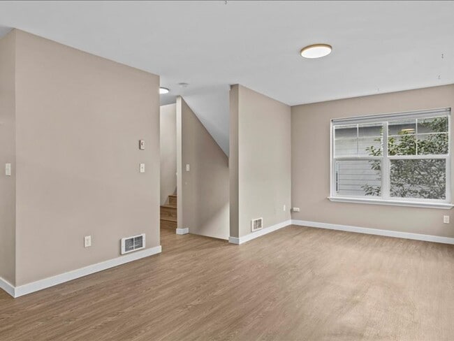 Photo - Updated AIR-CONDITIONED Northgate Townhome