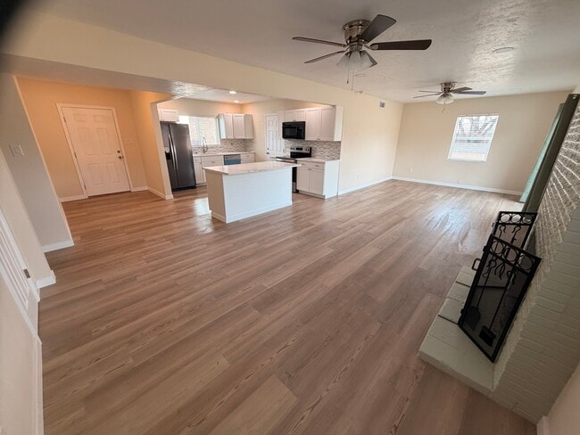 Building Photo - 2801 Texas St NE