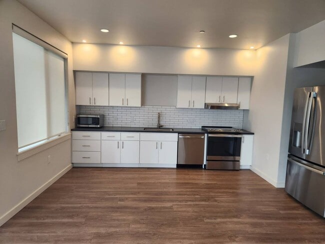 Photo - Ground Floor, Corner Unit 2 Bed/2 Bath Flat - This is a specially designed ADA Unit Unit 103