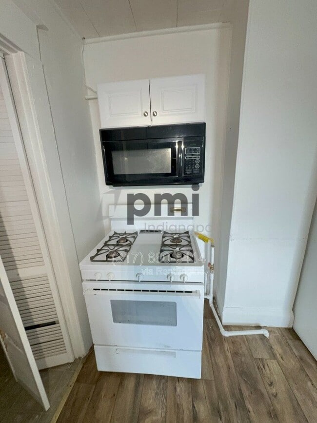 Photo - 955 S 22nd St