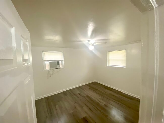 Photo - 1342 Dublin Ave