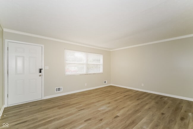 Photo - 2857 S State Ave