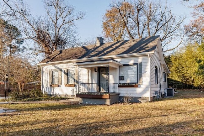 Photo - 1760 Old West Broad St