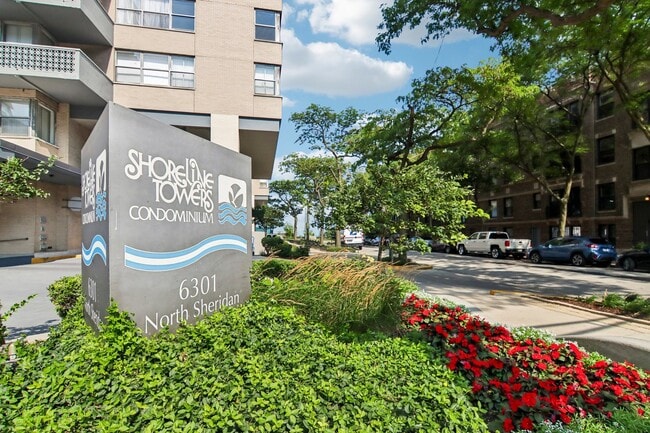 Photo - 6301 N Sheridan Rd